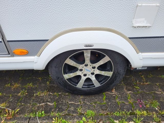 Caravana HOBBY Excellent 495 UFe Franzbett - Nr. 21  (5)