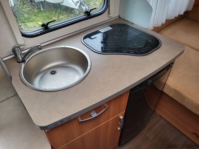Caravane HYMER/ERIBA Feeling 425 Querbett - Nr. 16  (4)