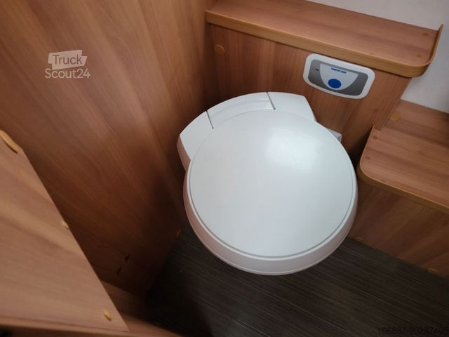 Caravane HYMER/ERIBA Feeling 425 Querbett - Nr. 16  (4)