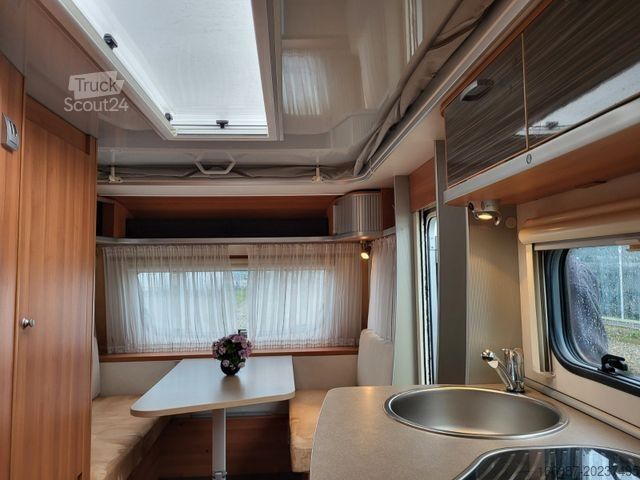 Caravane HYMER/ERIBA Feeling 425 Querbett - Nr. 16  (4)