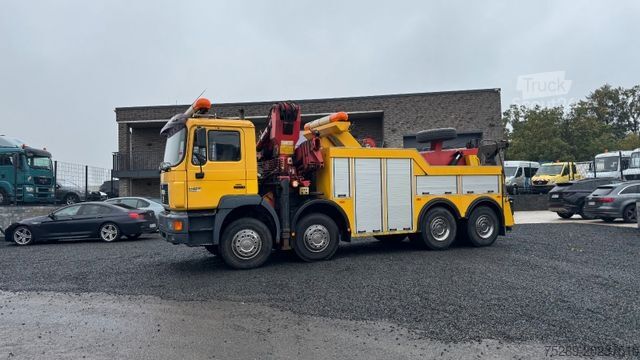 Abschleppwagen MAN 35.463 Abschleppwagen Kran LKW Berger