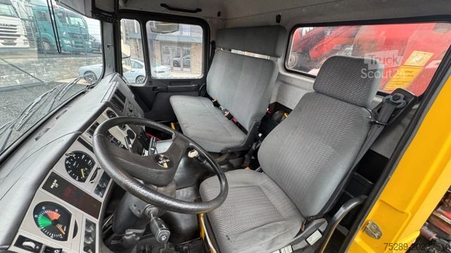 Tralas MAN 35.463 Abschleppwagen Kran LKW Berger