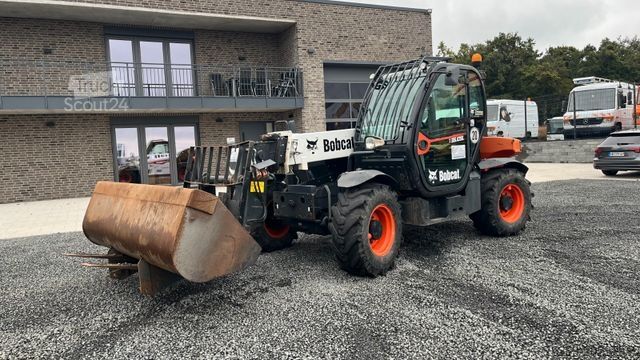 Radlader BOBCAT T35.105LB Teleskoplader 7600 Kg Gabel Schaufel