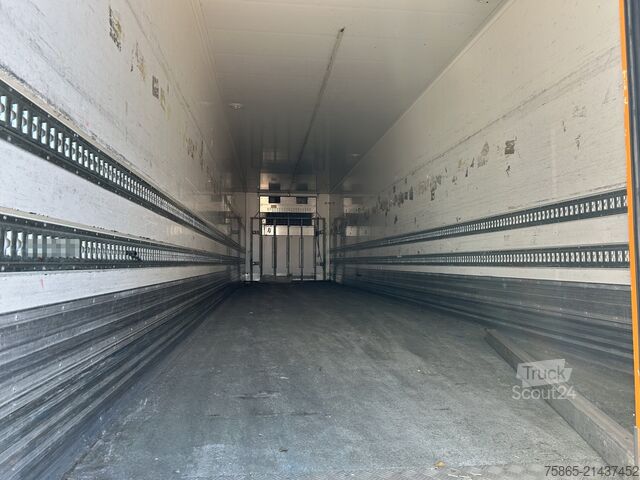 Transport réfrigéré/congélé Krone SOR Iberica SOR-S3E / Carrier Vector 1550 / Fri...