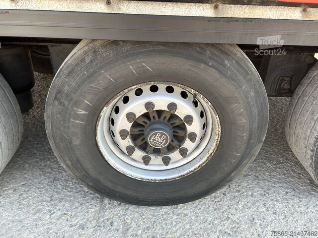 Bâches coulissantes Krone Profi Liner / Curtainside / Loadlift 2000 kg / ...