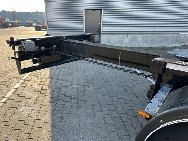 Контейнерные перевозки Renders Euro 800 / Multi Container Chassis / 20-30-40-4...