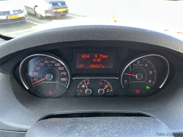 фургон-панель Fiat Ducato 30 2.3 MultiJet L2 H2 / Navi / Camera / ...