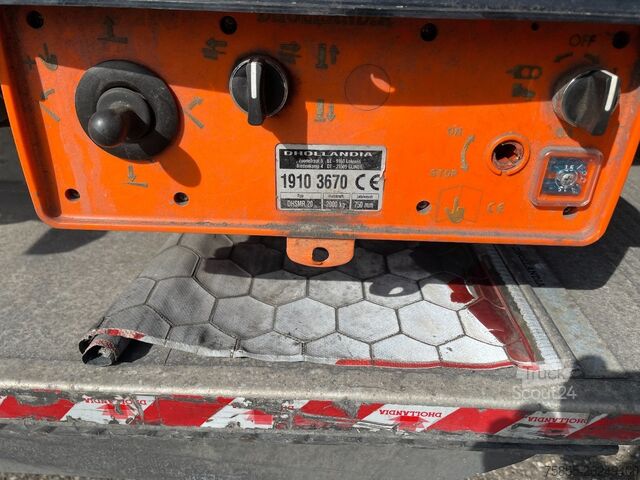 Caisse fermée Kögel SKH24 2T d'Hollandia Lift / Lift-Axle / NL Trai...