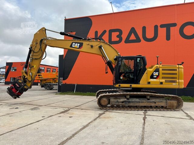 Gosenični bager Caterpillar 330 3D / ROTOTILT / AC / CENTRAL LUBRICATION