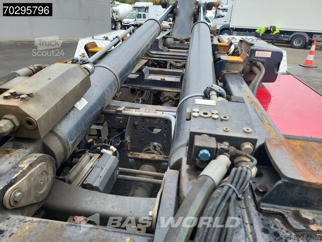 Sistem de braț cu cârlige Volvo FH16 750 FH16 6X2 HIAB Multilift XR21S61 Hookli...