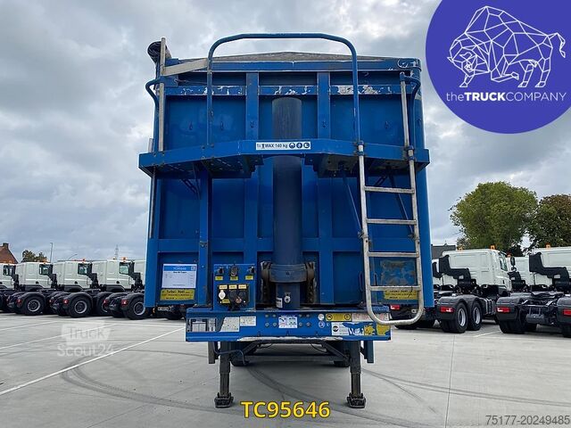Camion de gunoi Stas 50