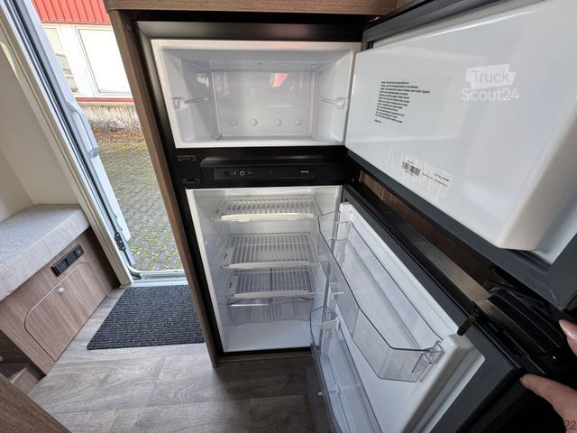 Teilintegriertes Wohnmobil CARADO T 338 pro+ / Digital Paket