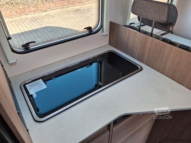 Teilintegriertes Wohnmobil CARADO T 338s Markise / Radträger / Alufelgen