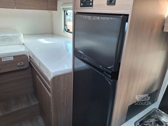 Teilintegriertes Wohnmobil CARADO T 338s Markise / Radträger / Alufelgen