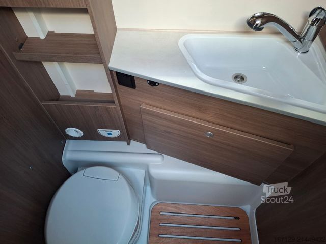 Teilintegriertes Wohnmobil CARADO T 338s Markise / Radträger / Alufelgen