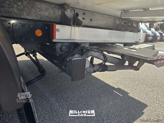 Hladilni tovornjak Iveco EUROCARGO 100-19 (2017)CELLA 5,50 SPONDA