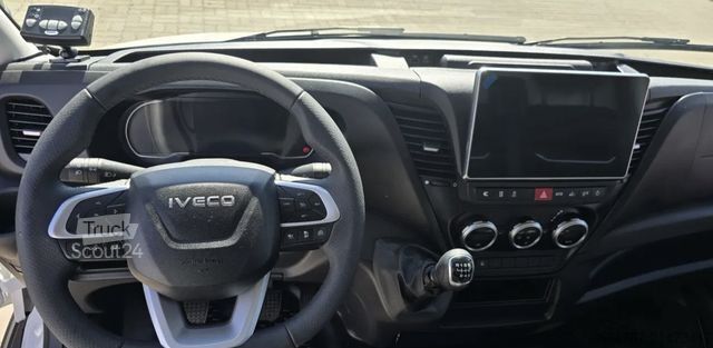 Izotermiczny van chłodnia IVECO Daily 35S18H Kühlkoffer Heiz/Kühl Aggr. 0° SOFOR