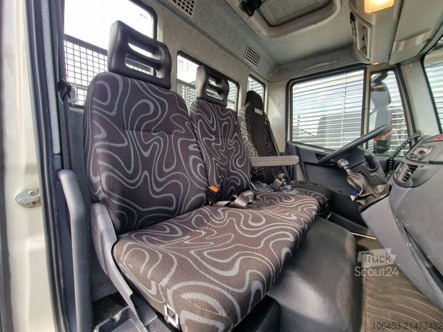 Driezijdige kipper bestelwagen IVECO 80E22 3 -Seitenkipper erst 47000 KM 2 x AHK Diff