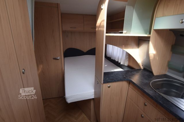 Caravane BÜRSTNER Belcanto 455 TS mit  Panoramavorzelt