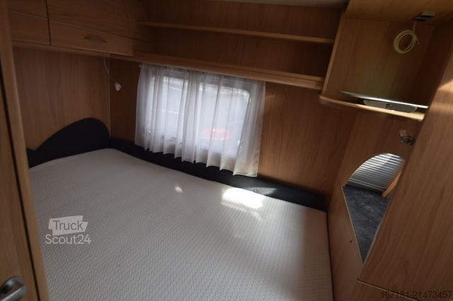 Caravane BÜRSTNER Belcanto 455 TS mit  Panoramavorzelt