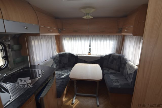 Caravane BÜRSTNER Belcanto 455 TS mit  Panoramavorzelt