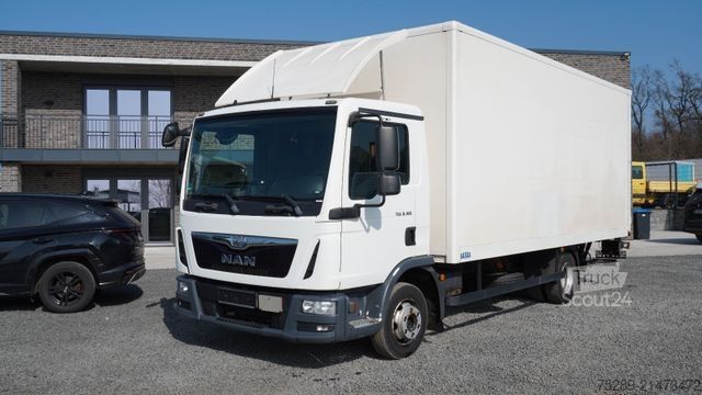 Vrachtwagen met bakwagen MAN TGL 8.180 Koffer Ladebordwand Differentialsperre