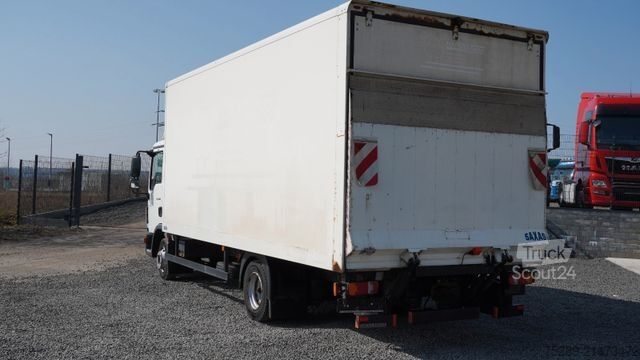 Vrachtwagen met bakwagen MAN TGL 8.180 Koffer Ladebordwand Differentialsperre
