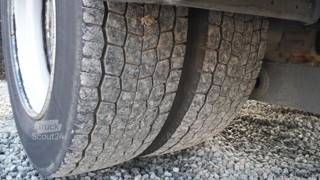 Camion plateau avec bâche MERCEDES-BENZ Atego 1630 Pritsche + Plane Steckrungen