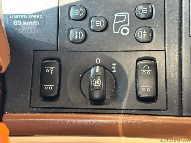 Camion pour bétail SCANIA R520 6x2 LL 4.Stock Menke Hubdach Tränke Retarde