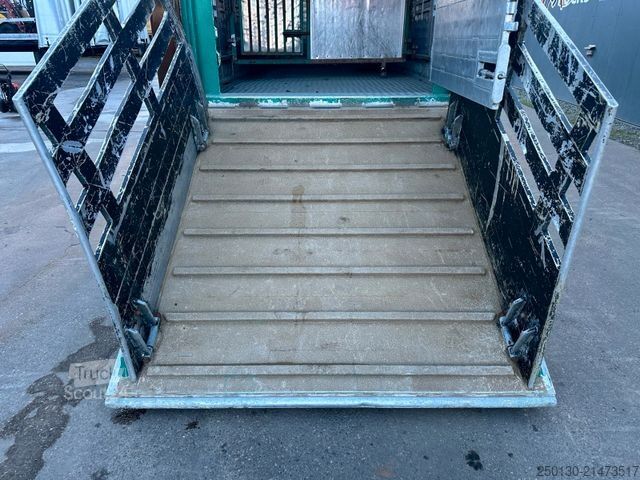 Veewagen MERCEDES-BENZ Antos 1833L 1.Stock Finkl Viehwagen Klima 34m³