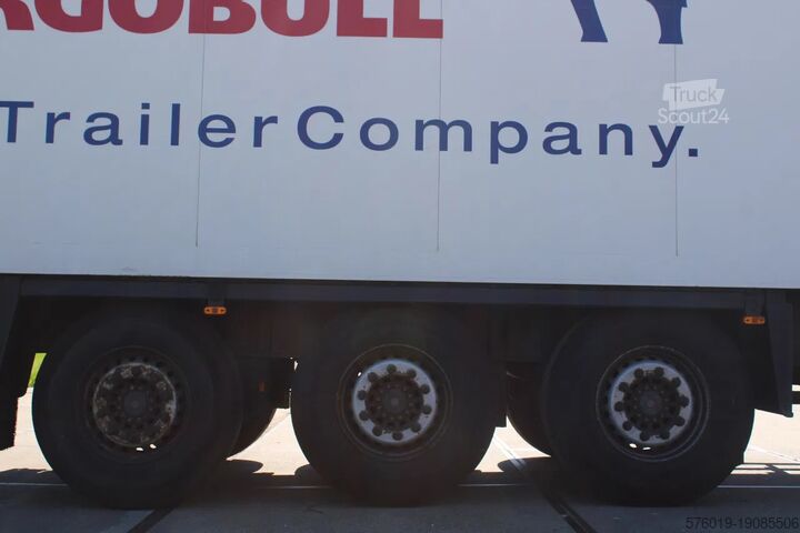 Transport réfrigéré/congélé Schmitz Cargobull Folding wall - Side doors - Carrier