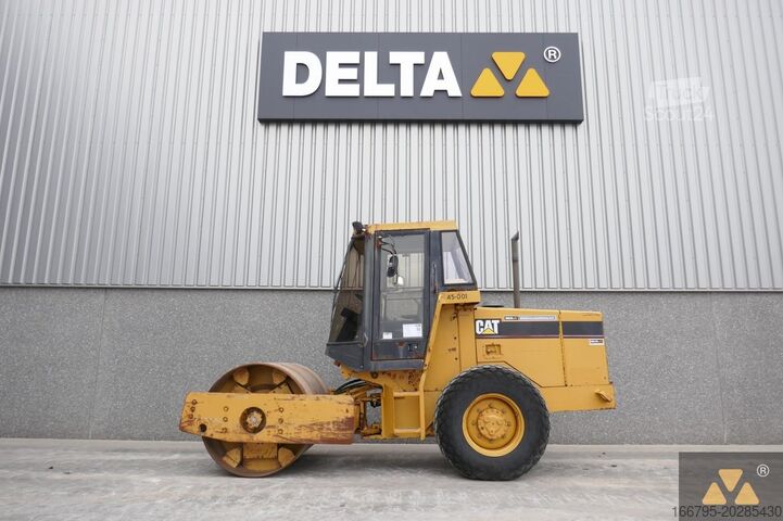 Valjar z enim bobnom Caterpillar CS433C