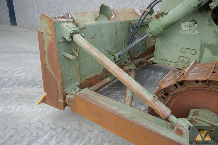 Planierraupe Caterpillar D7G Ex-army