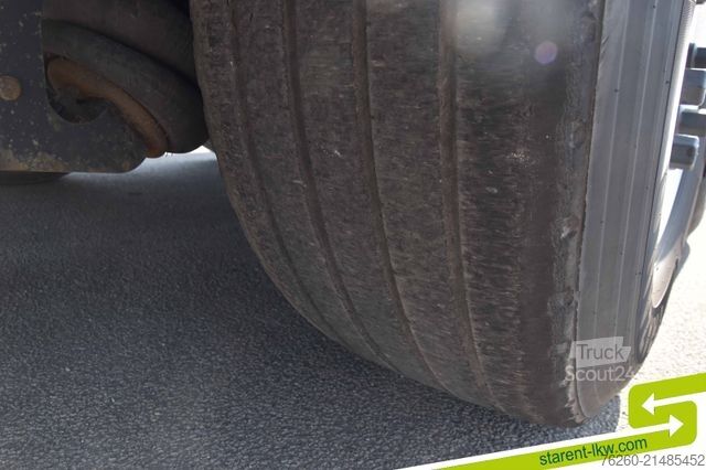 Nyitott félpótkocsi BERGER 60cm Bordwände Rungen Alufelgen SAF Liftachse