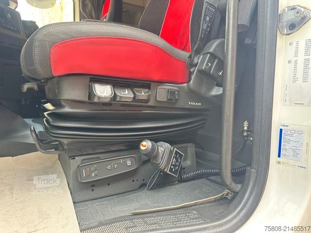 Standarta vilcējs VOLVO FH460 2- Hydraulik PTO Globetrotter I-Park ACC