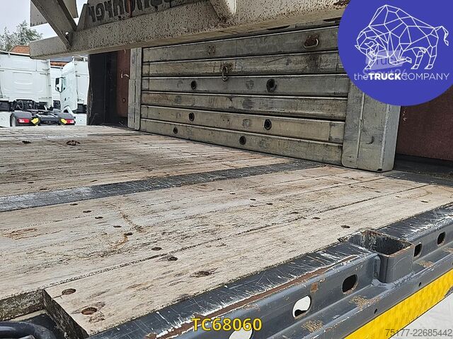 Rimorchio della piattaforma Kässbohrer 