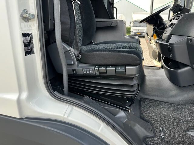 Resväska Mercedes-Benz Atego ATEGO 1223L 2020.  720x249x260   3000kg Lbw
