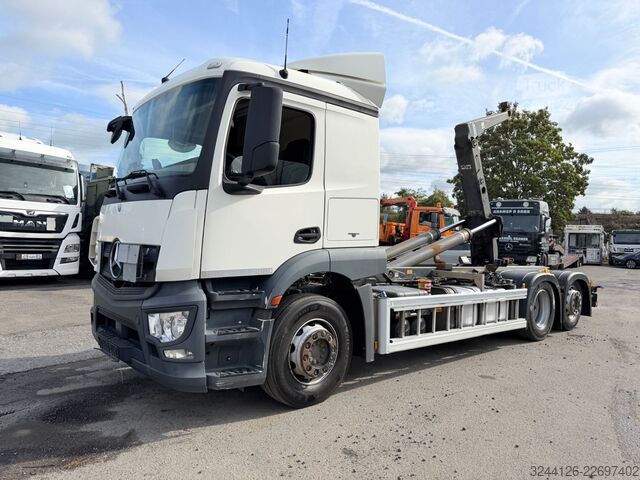 Camion benne à bras amovible MERCEDES-BENZ Actros 2543L/MeillerRK20-Funk/Lenk-Lift/TÜV-SP27