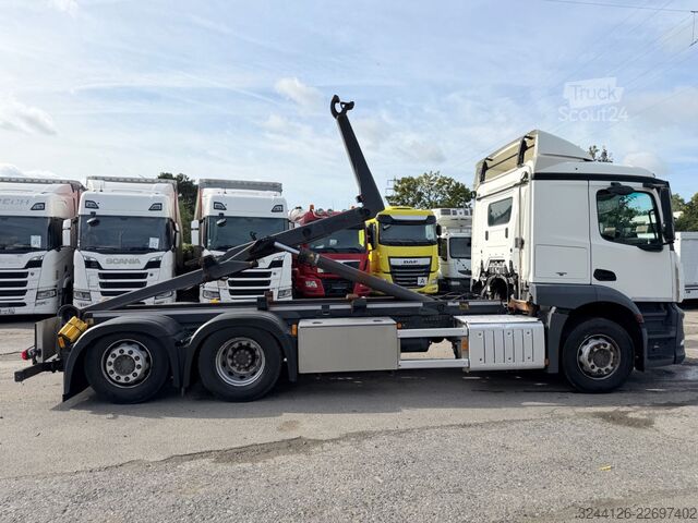 Camion benne à bras amovible MERCEDES-BENZ Actros 2543L/MeillerRK20-Funk/Lenk-Lift/TÜV-SP27