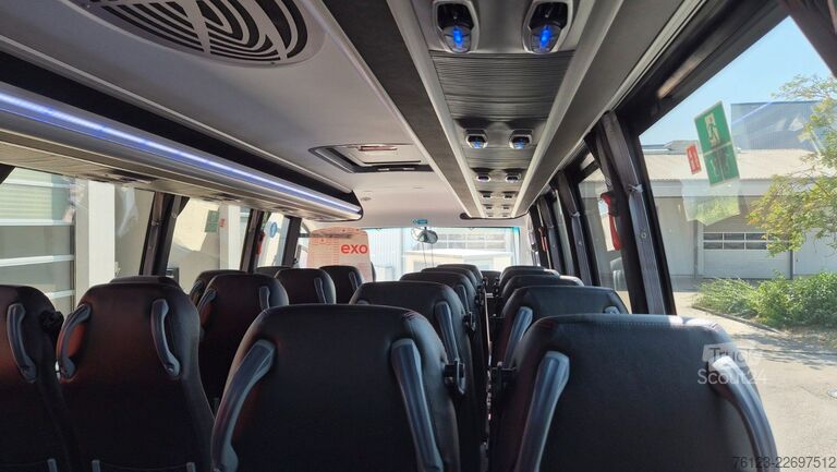 Minibus IVECO 2x Daily 70 Lagerfahrzeug Ferqui Sunrise 2,5 m B