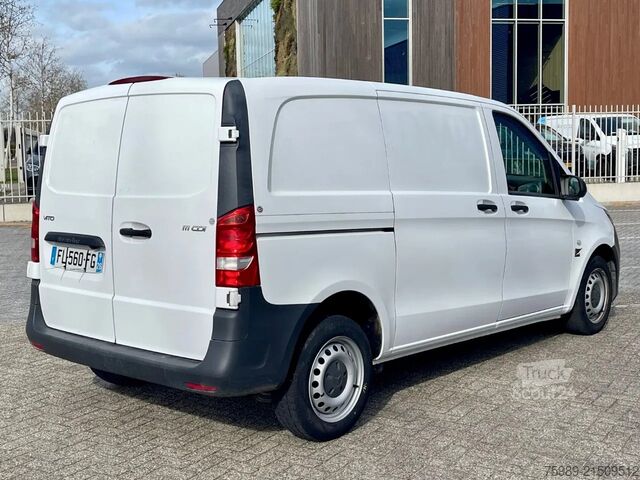 Duba panelată Mercedes-Benz Vito NAVI, BACKUP CAM