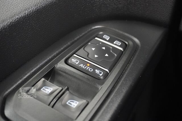 Renault Trafic 2.0 Blue dCi 130HK EURO 6 - Aircondition - Navigation - Fartpilot - €15.950,- Ekskl. Renault Trafic 2.0 Blue dCi 130PK EURO 6 - Airco - Navi...