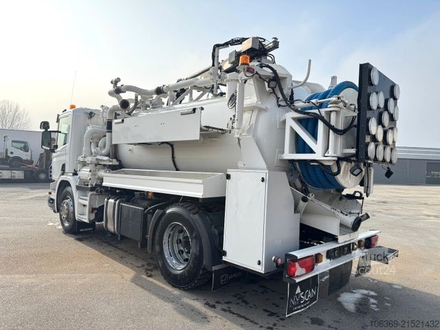 Camion-citerne à vide SCANIA P320 4x2 Hvidtved Larsen 7000 L Kombi