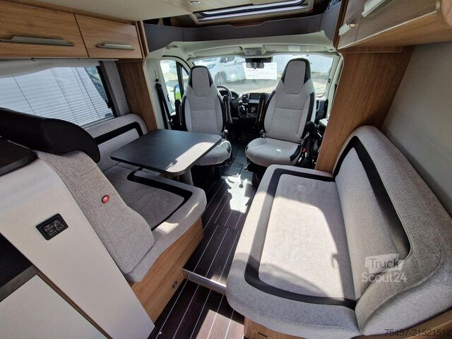 Polintegriran avtodom KNAUS SKY TI 650 MF Platinum Selection