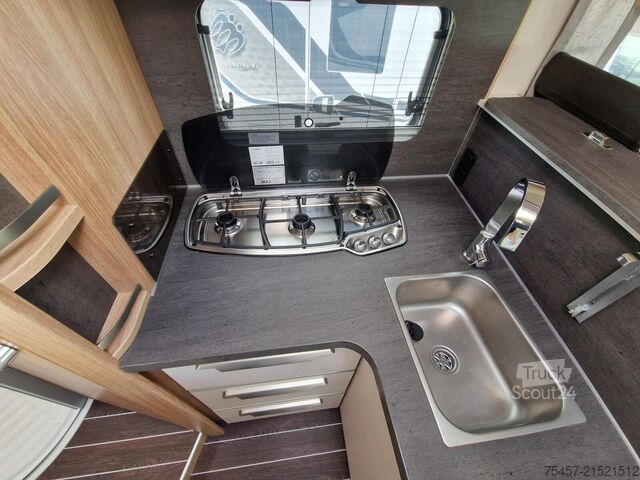 Polintegriran avtodom KNAUS SKY TI 650 MF Platinum Selection