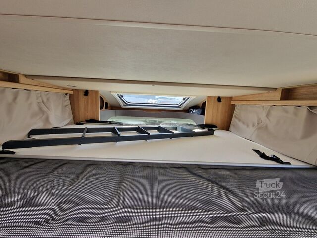 Polintegriran avtodom KNAUS SKY TI 650 MF Platinum Selection