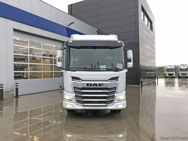Valiză DAF XD 310 FA 4x2 ST954 - 19T - Plywood opb. 7800mm...