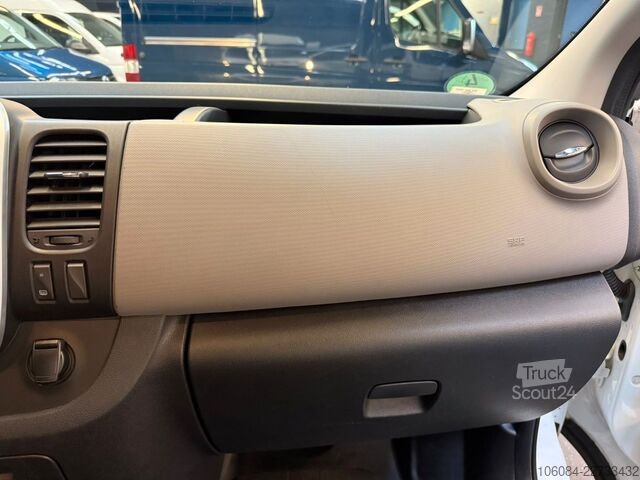 Bestelwagen met verhoogd dak RENAULT Kasten L2H2 Klima 2xWebasto Tempo 1.Hand