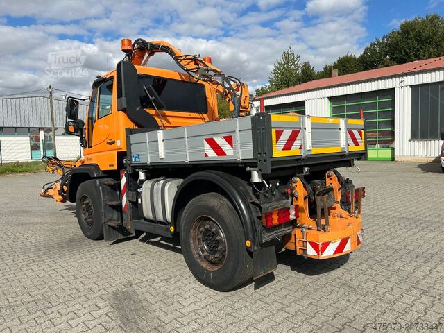 Speciale doeleinden vrachtwagen UNIMOG U 400 4x4 / Vario Pilot / Mulag / Mähausrüstung