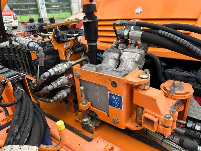 Speciale doeleinden vrachtwagen UNIMOG U 400 4x4 / Vario Pilot / Mulag / Mähausrüstung